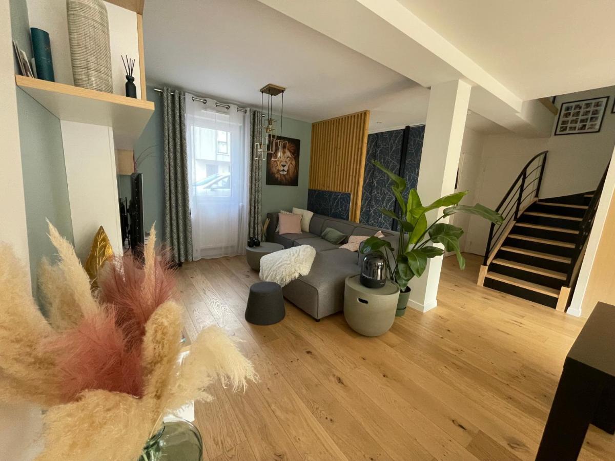 Agreable Maison Neuve Angers Centre-Madeleine מראה חיצוני תמונה